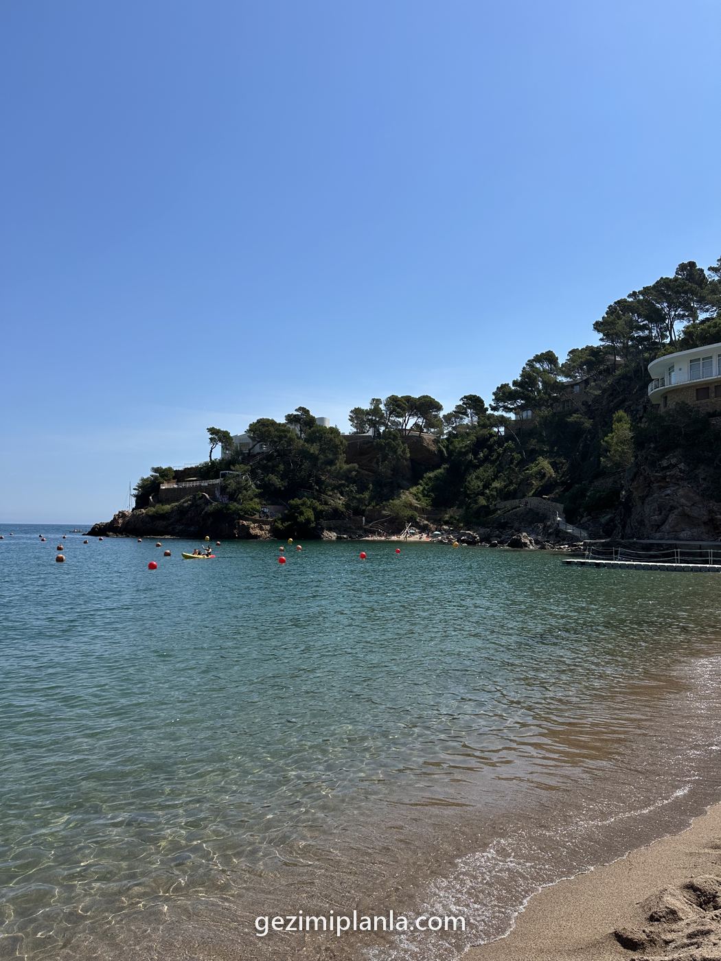Begur'da küçük bir koy