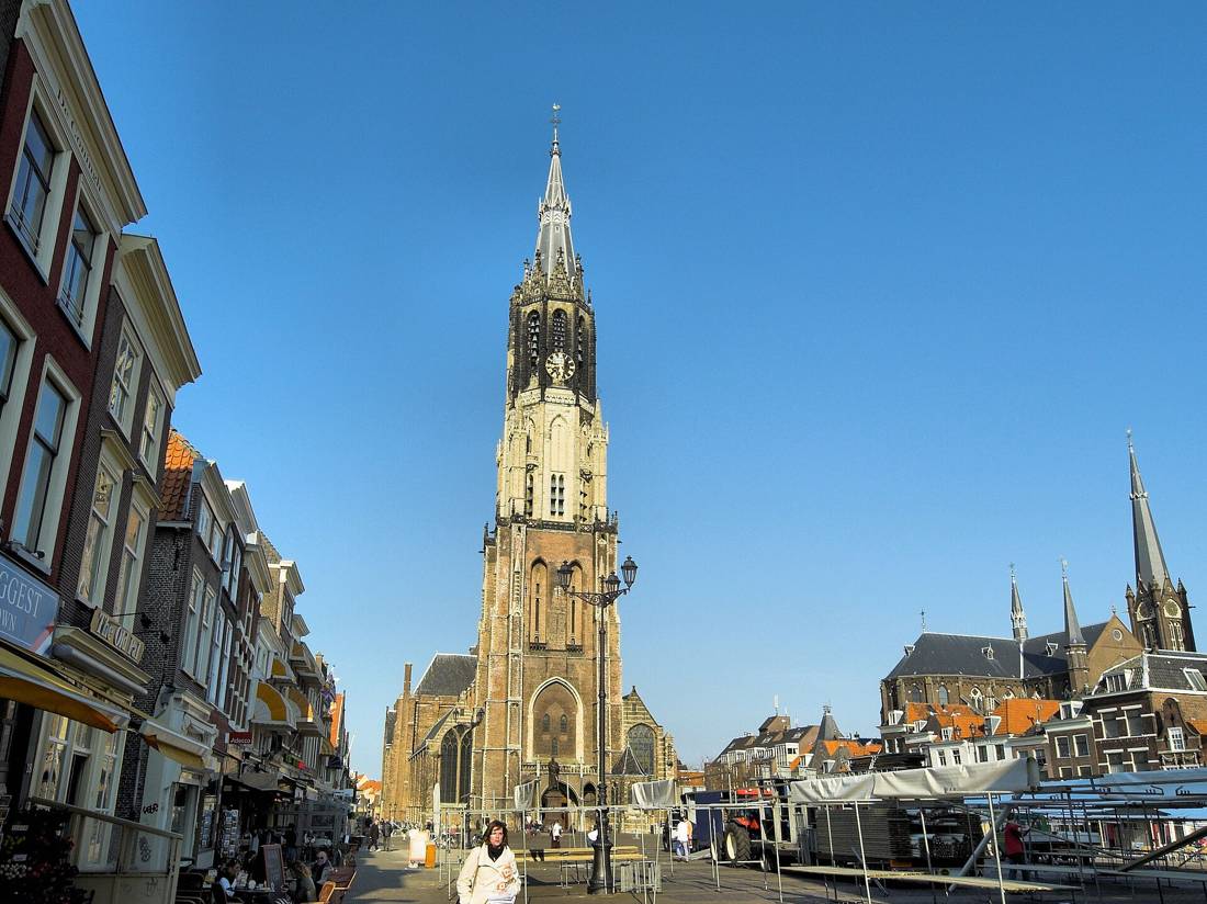 Delft'te Markt meydani ve Nieuwe Kerk