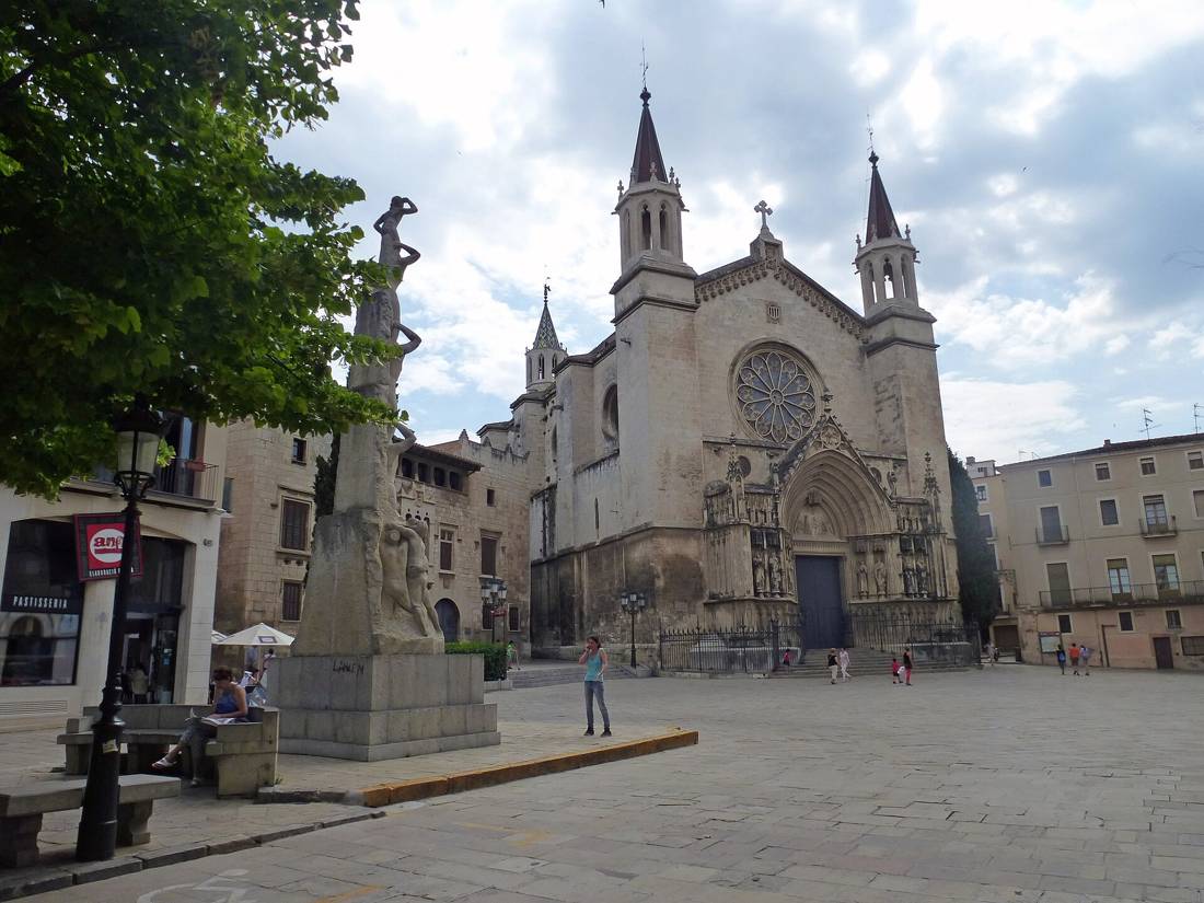 Vilafranca del Penedès'te meydan ve kilise