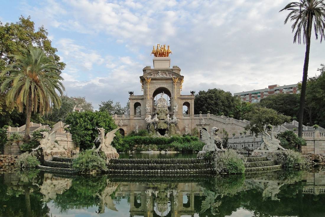Ciutadella Parkı'ndaki şelale çeşmesi