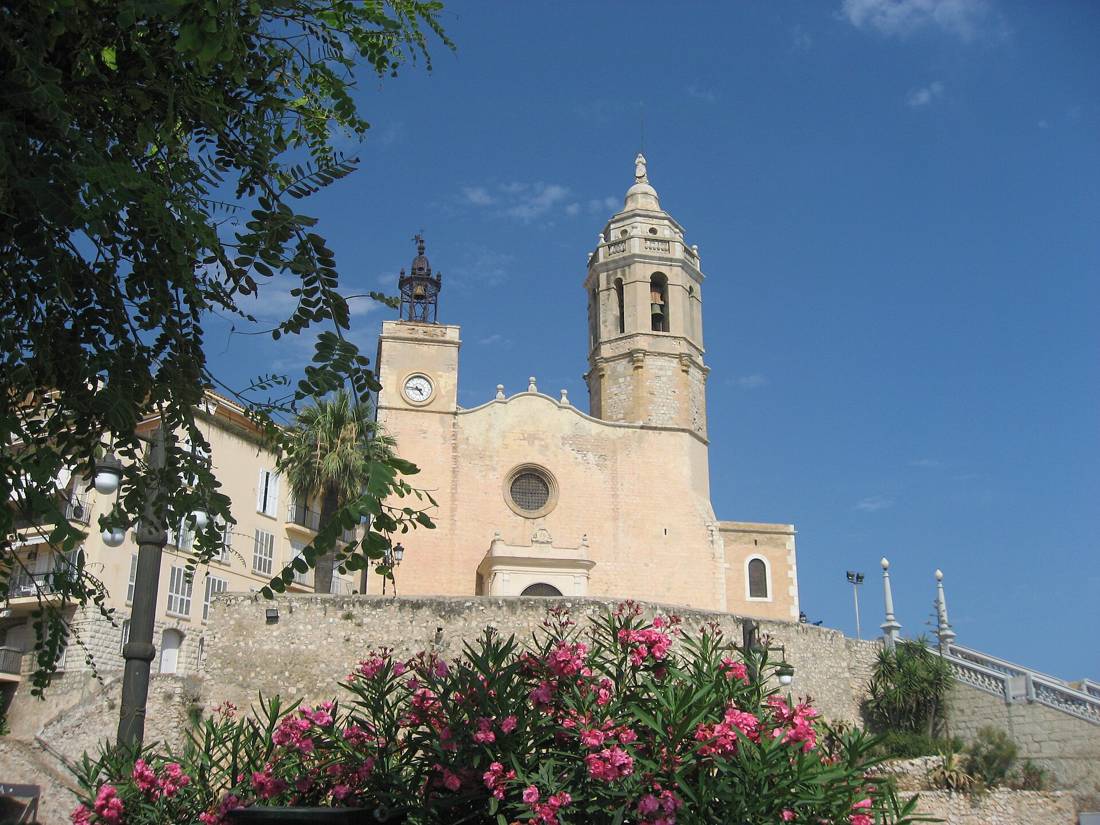 Sitges'te Sant Bartomeu Kilisesi