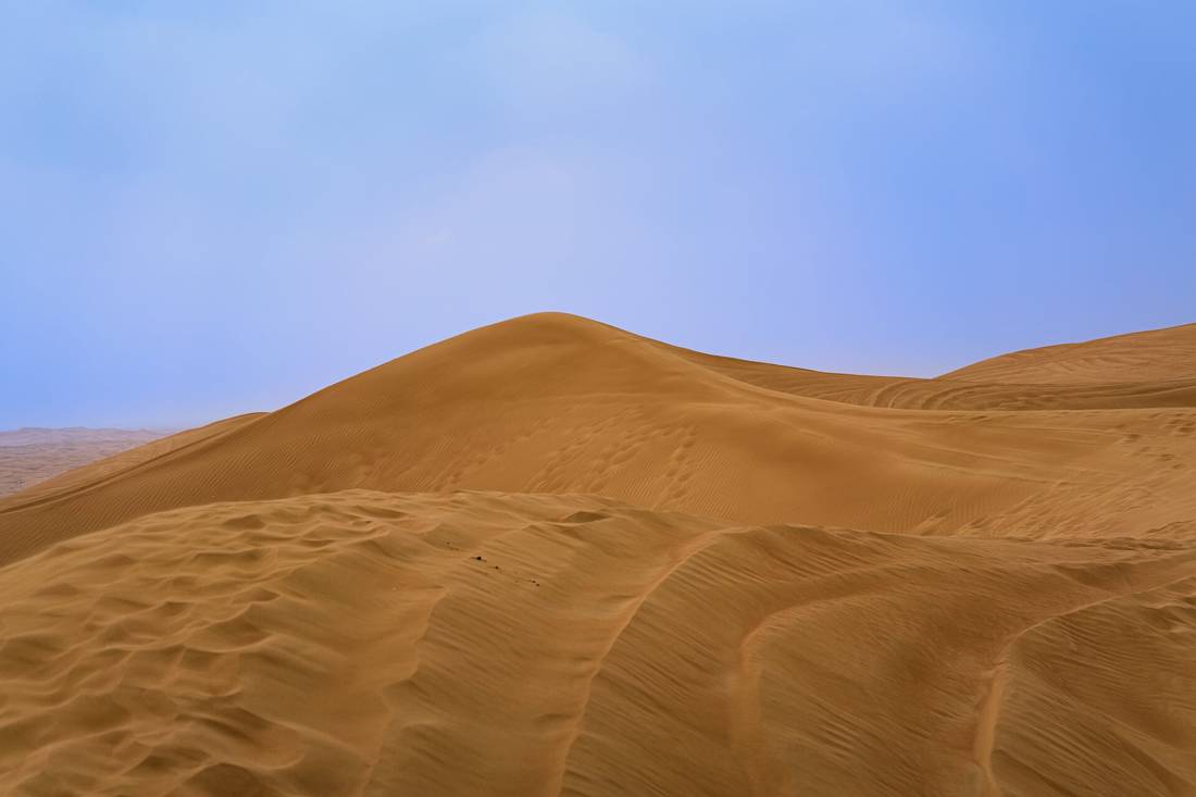 Dubai çölünde kum tepeleri
