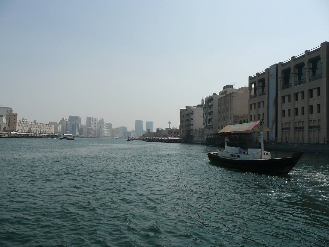 Dubai Creek'te bir abra