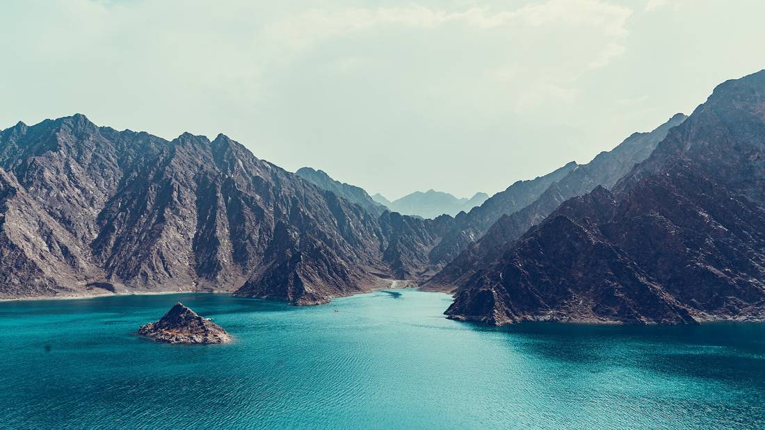 Hatta Barajı ve Hajar dağları