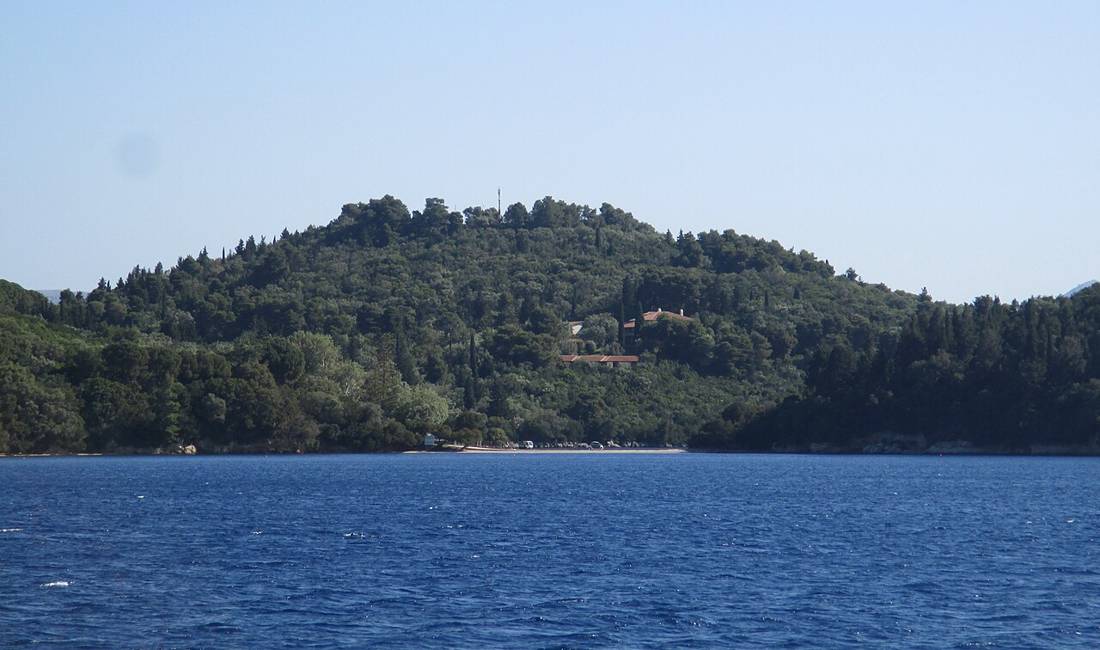 Nydri körfezindeki küçük adalar