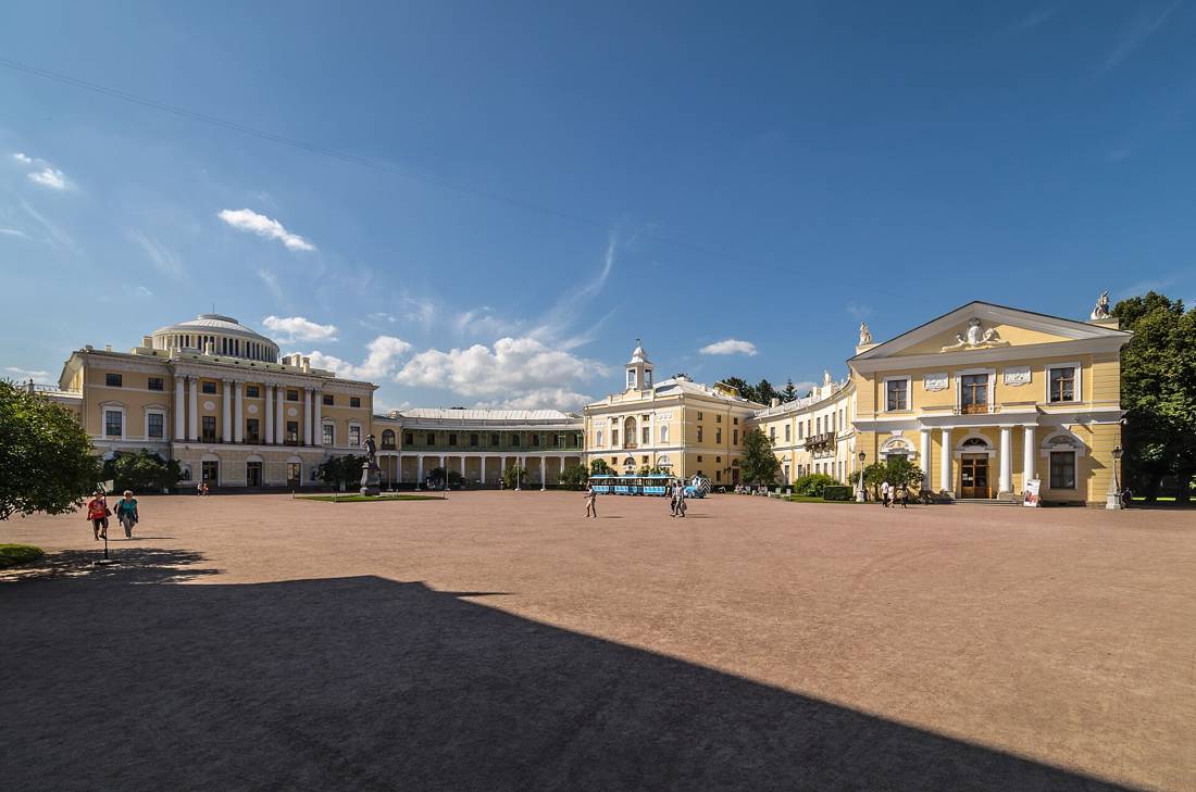 Pavlovsk Sarayı