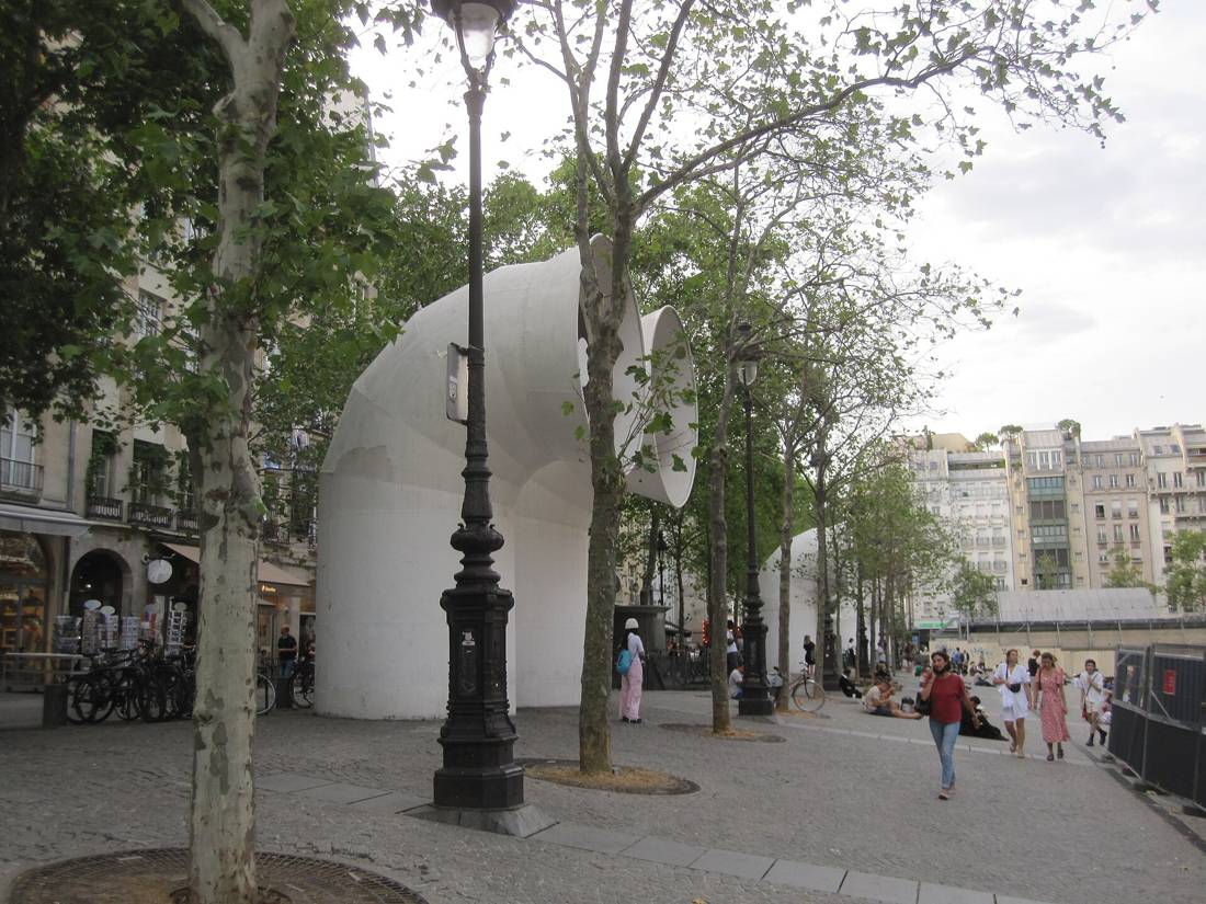 Place des Vosges'un kemerli galerisi