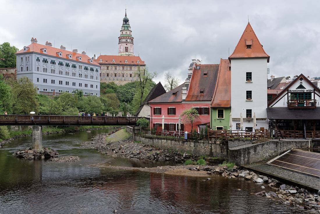 Český Krumlov'da nehir ve kale