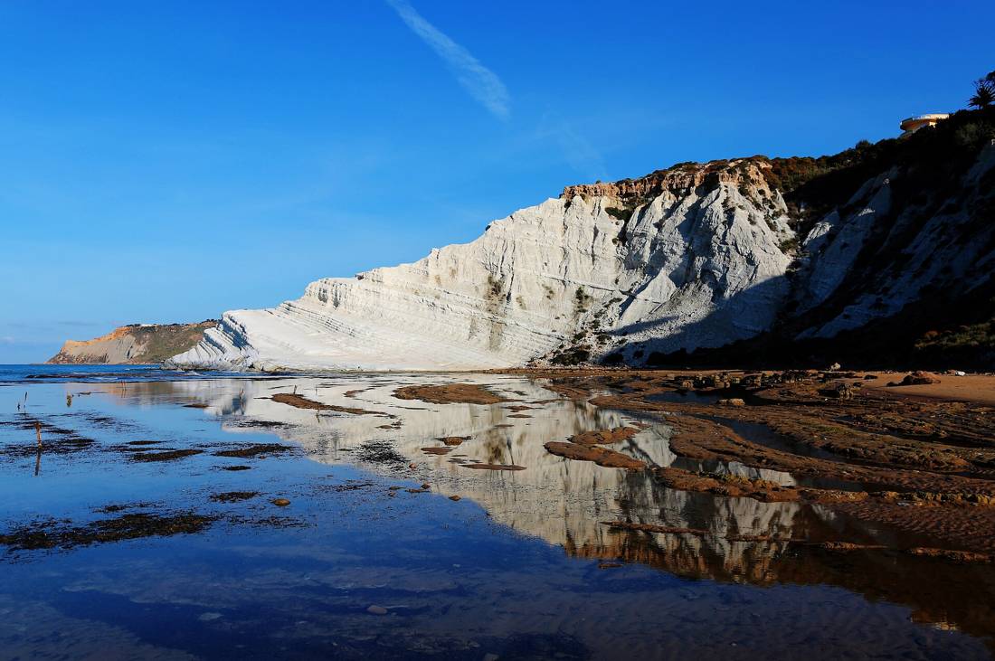 Scala dei Turchi'nin beyaz kayalıkları