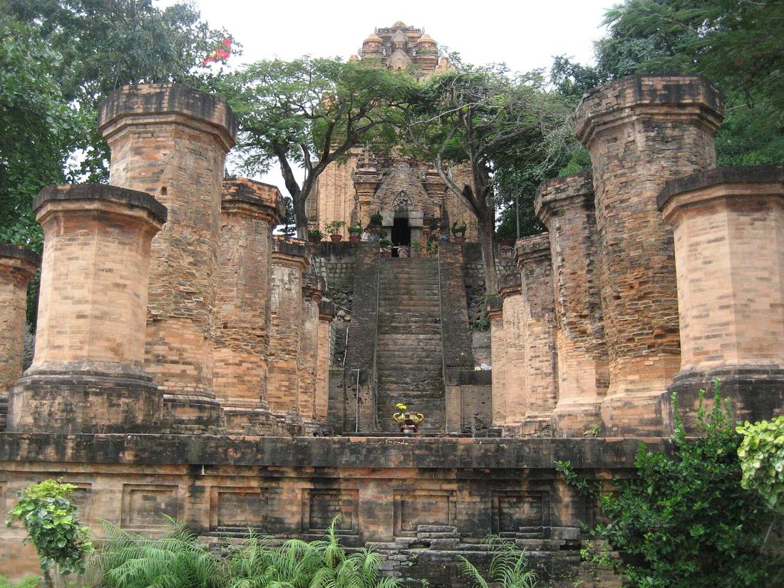 Po Nagar Cham kuleleri