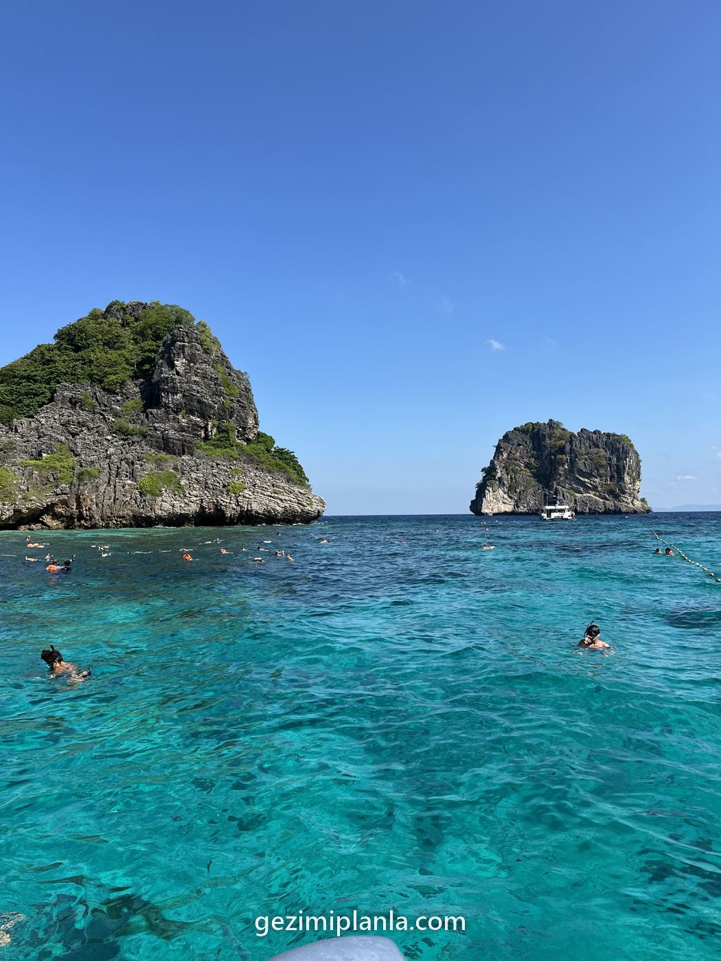 Koh Lanta yakınında turkuaz koy